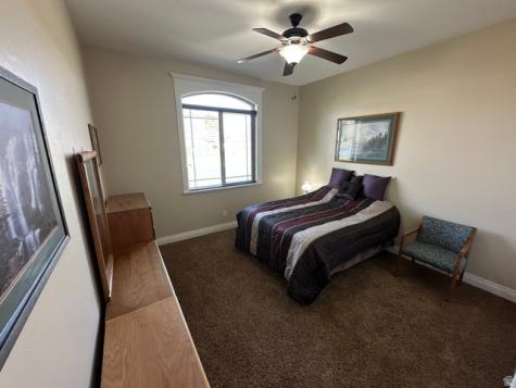 1234 S Parkway Boulevard E Saratoga Springs UT 84045