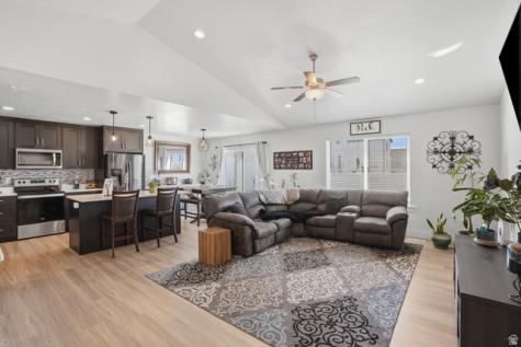 2794 E Crimson Court Eagle Mountain UT 84005