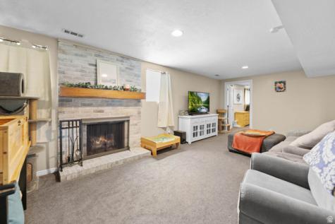5844 S 920 E Murray UT 84121