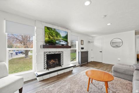 5844 S 920 E Murray UT 84121