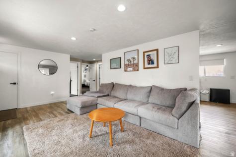 5844 S 920 E Murray UT 84121