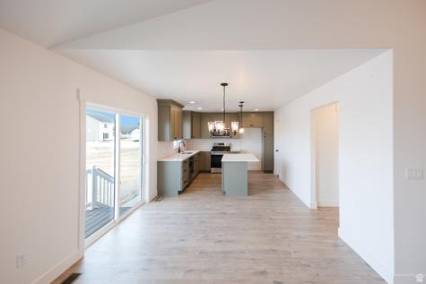 4405 N Dwarven Drive Eagle Mountain UT 84005
