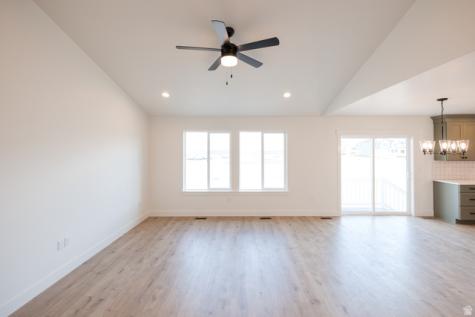 4405 N Dwarven Drive Eagle Mountain UT 84005
