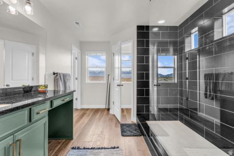 2811 S 2425 W Syracuse UT 84075