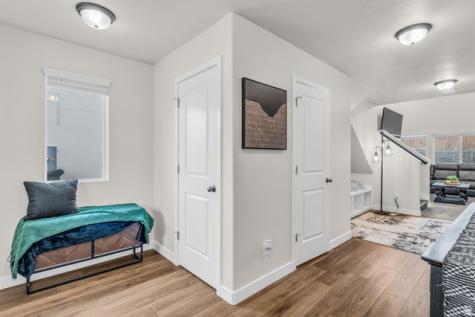 2811 S 2425 W Syracuse UT 84075