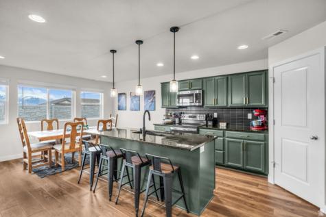 2811 S 2425 W Syracuse UT 84075