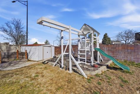 1320 E Woodhill Circle Sandy UT 84092