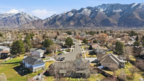 1320 E Woodhill Circle Sandy UT 84092