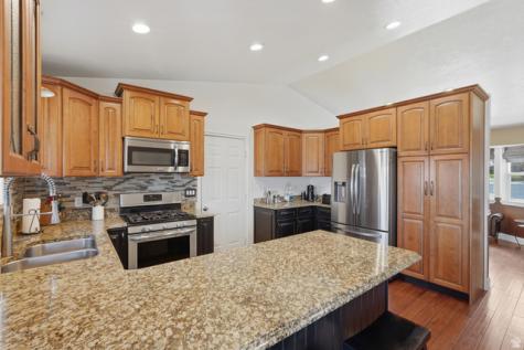 1320 E Woodhill Circle Sandy UT 84092