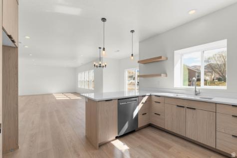 229 E 670 S Payson UT 84651
