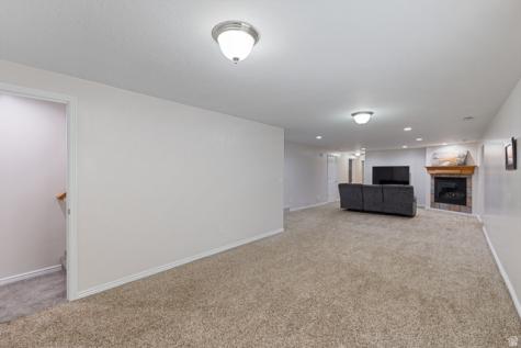641 W 3550 S Riverdale UT 84405