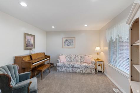 641 W 3550 S Riverdale UT 84405