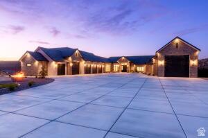 1141 E Lost Ridge Drive Washington UT 84780