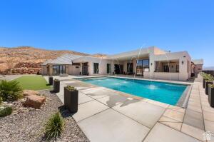 1141 E Lost Ridge Drive Washington UT 84780