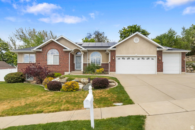 43 E Peachtree Drive N Centerville UT 84014