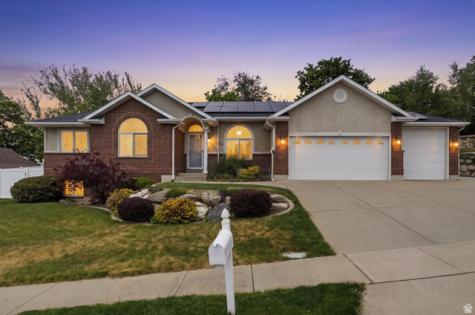 43 E Peachtree Drive N Centerville UT 84014