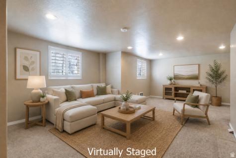 43 E Peachtree Drive N Centerville UT 84014