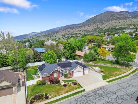 43 E Peachtree Drive N Centerville UT 84014