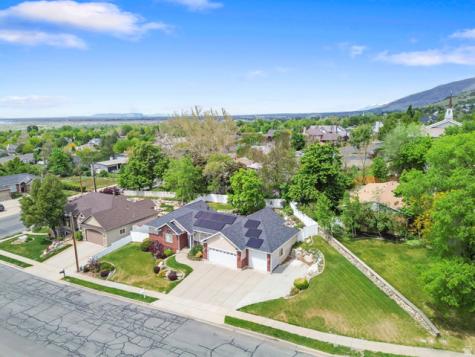 43 E Peachtree Drive N Centerville UT 84014