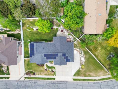 43 E Peachtree Drive N Centerville UT 84014