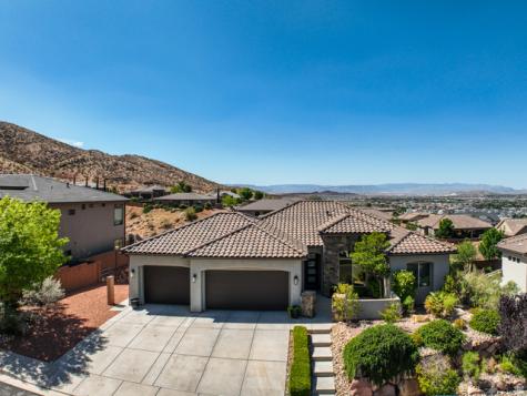 1288 E Silver Shadows Drive Washington UT 84780