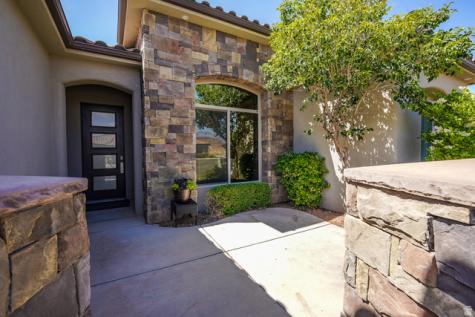 1288 E Silver Shadows Drive Washington UT 84780
