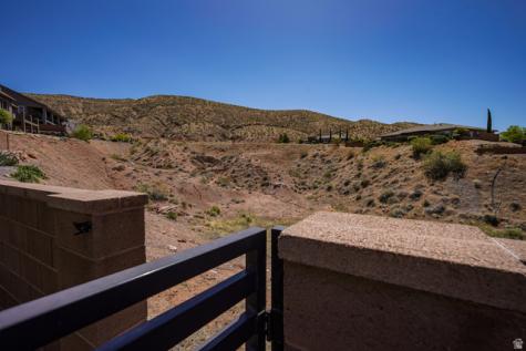 1288 E Silver Shadows Drive Washington UT 84780