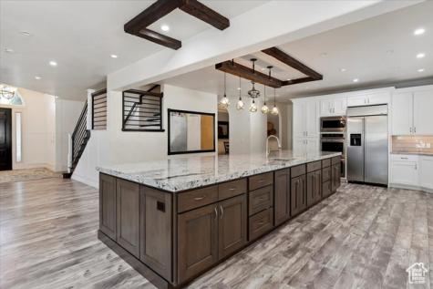 2718 N 2125 E Layton UT 84040