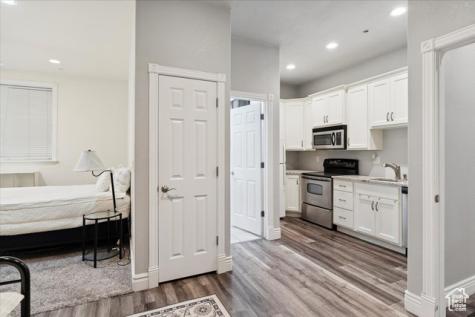 2718 N 2125 E Layton UT 84040