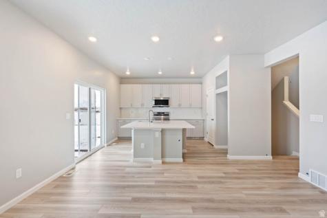7047 N Sandstone Way Eagle Mountain UT 84005