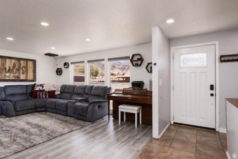 447 E 580 S Monroe UT 84754
