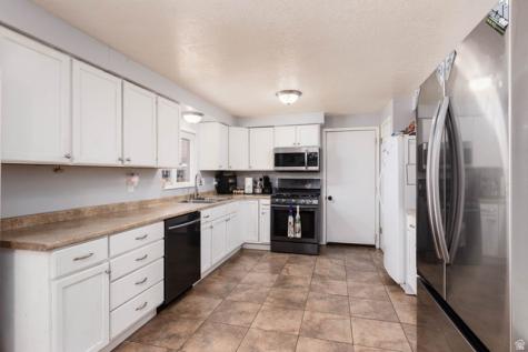 447 E 580 S Monroe UT 84754
