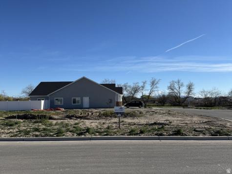 2745 W 2495 S Syracuse UT 84075