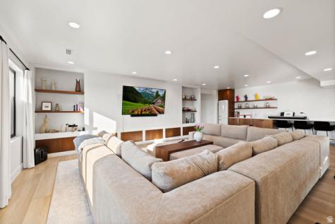 348 E Hidden Lake Drive Bountiful UT 84010