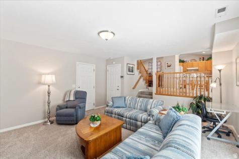 8260 S 560 E Sandy UT 84070