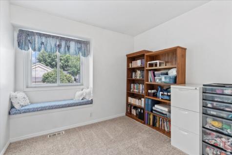 8260 S 560 E Sandy UT 84070