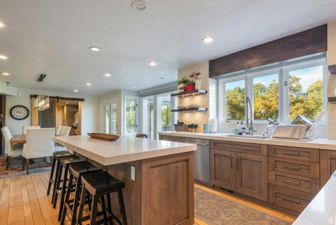 8364 S Etienne Way Sandy UT 84093