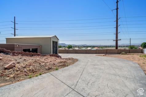 2752 E 50 S St. George UT 84790