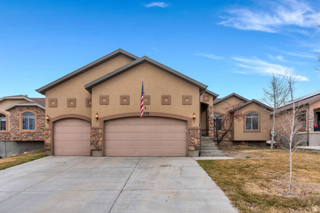 8675 N Franklin Drive E Eagle Mountain UT 84005