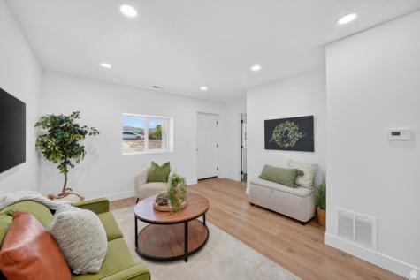 1136 S Highway 198 Payson UT 84651