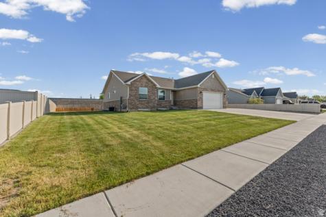 662 E 100 N Tremonton UT 84337