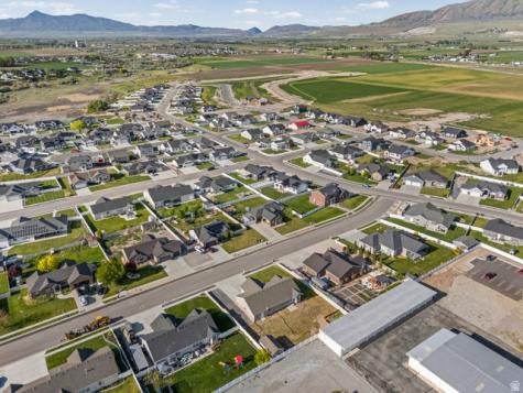 662 E 100 N Tremonton UT 84337