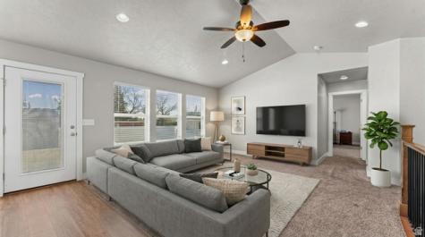 662 E 100 N Tremonton UT 84337