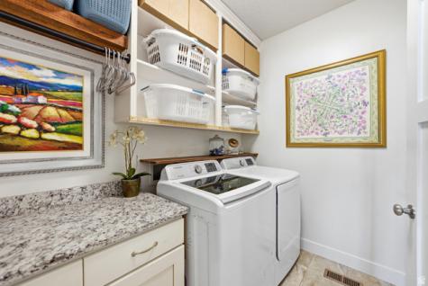 699 W 650 S Springville UT 84663