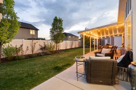 699 W 650 S Springville UT 84663