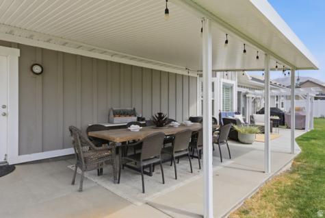 699 W 650 S Springville UT 84663