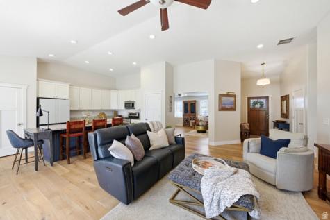 699 W 650 S Springville UT 84663