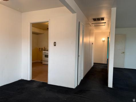 5276 S 4620 W Salt Lake City UT 84118