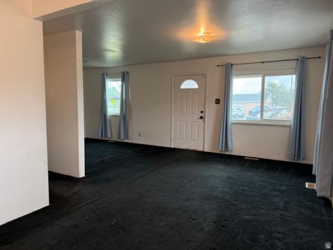5276 S 4620 W Salt Lake City UT 84118
