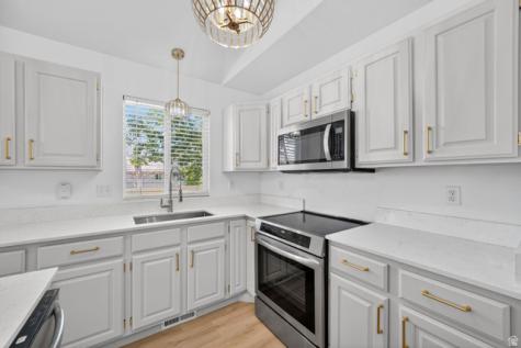 267 S 1150 E Payson UT 84651